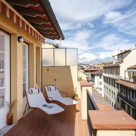 Bob W Ponte Vecchio Apartment ฟลอเรนซ์ ภายนอก รูปภาพ