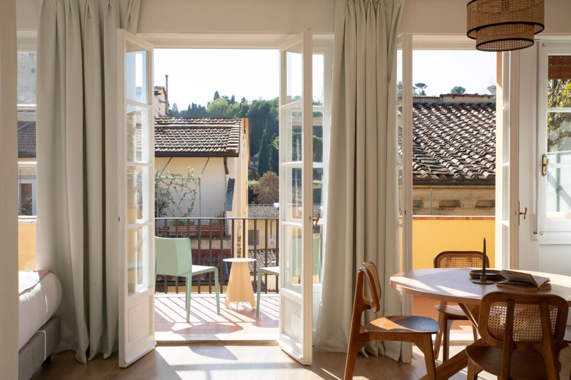 Bob W Ponte Vecchio Apartment ฟลอเรนซ์ ภายนอก รูปภาพ